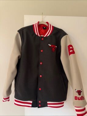 Men’s Black & Cream Varsity BULLS Jacket